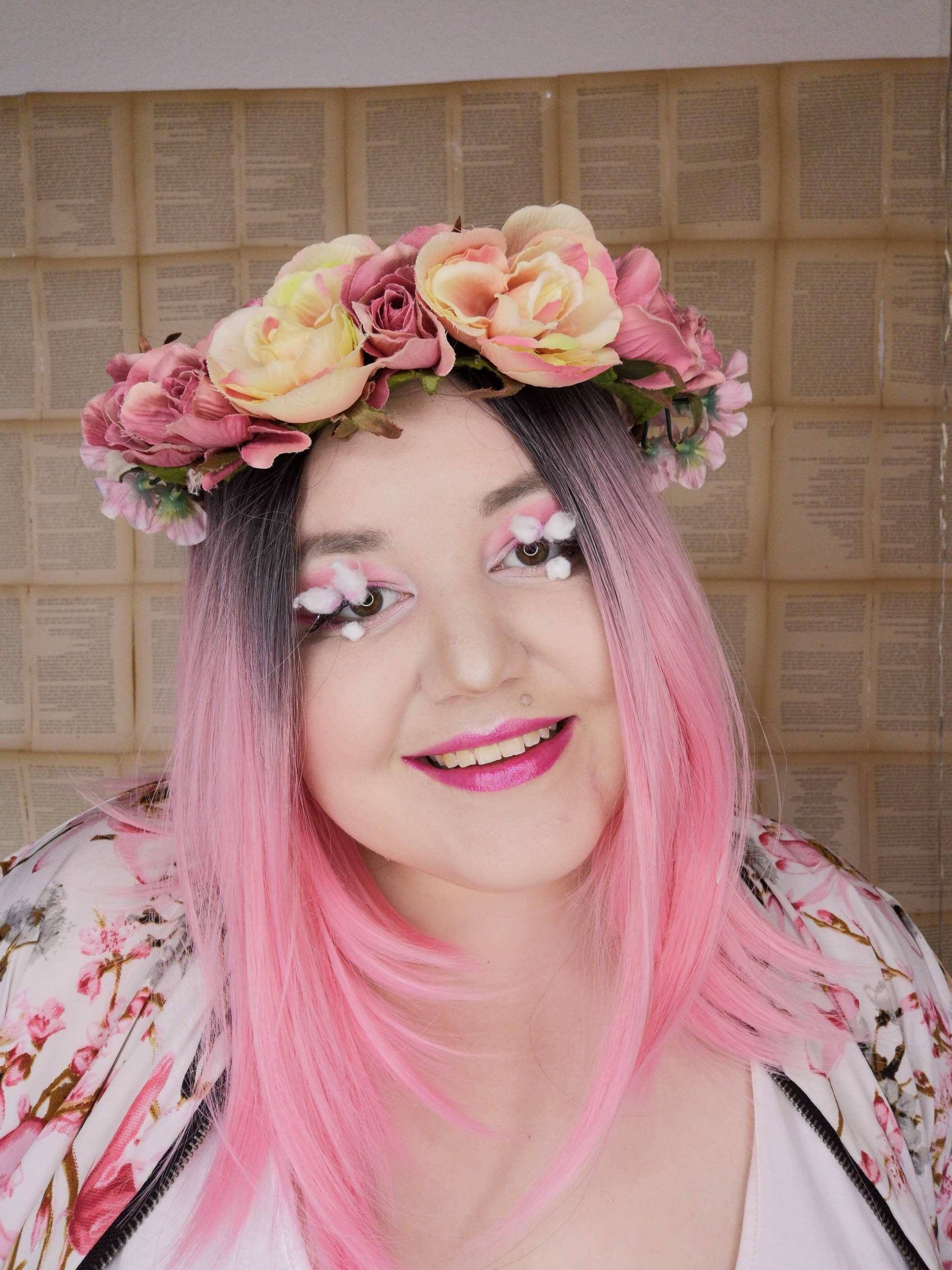 Die Palette kam gleich beim ersten Mal mit einem krasseren Look zum Einsatz. Von der kanadischen in Hongkong lebenden Influencerin Taylor R habe ich Bunny Lashes zu Ostern kreiert.