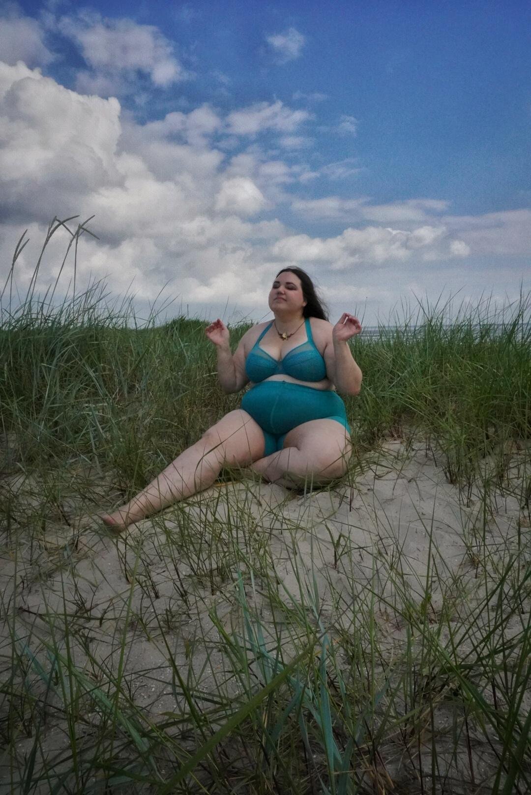 Ohne Strandkleid - Ich möchte ehrlich sein - diese Bilder sind eigentlich entstanden, weil ich zeigen wollte, was ich im Sommer trage um mir am Strand oder allgemein unterwgs keinen Wolf zu laufen.